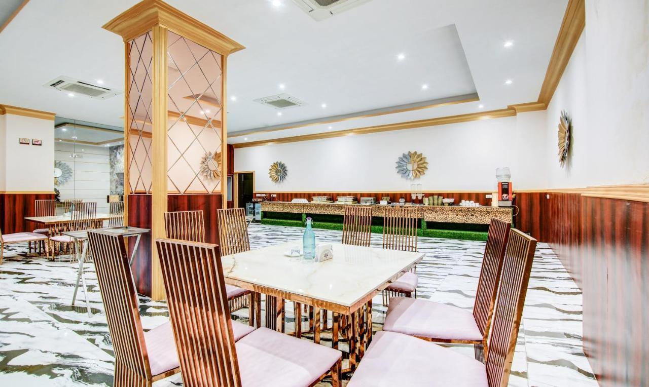 ออล เฮฟเวน โกลด์ Hotel นิวเดลี ภายนอก รูปภาพ