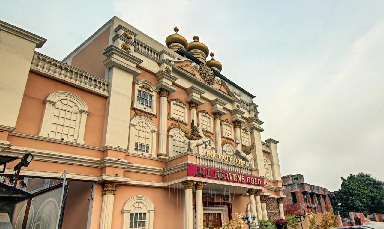 ออล เฮฟเวน โกลด์ Hotel นิวเดลี ภายนอก รูปภาพ